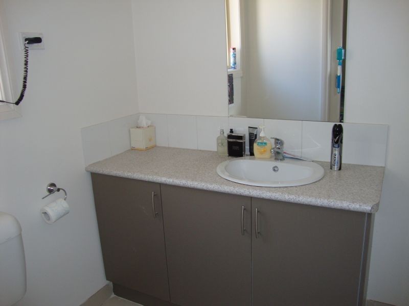 8/6 Thompson Street, Brown Hill VIC 3350