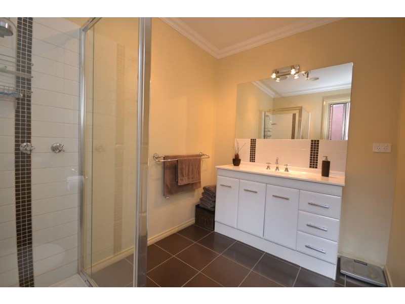 4 Nimble Drive, Delacombe VIC 3356