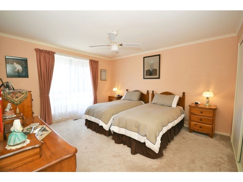 9 Forest Street, Buninyong VIC 3357