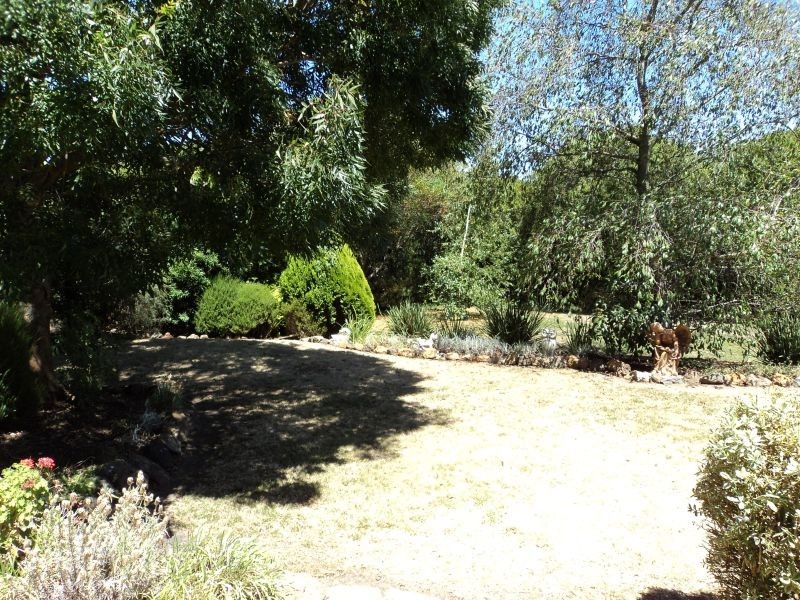 9 Forest Street, Buninyong VIC 3357