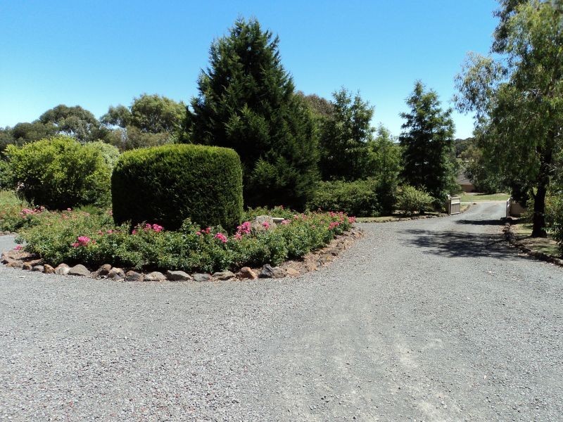 9 Forest Street, Buninyong VIC 3357