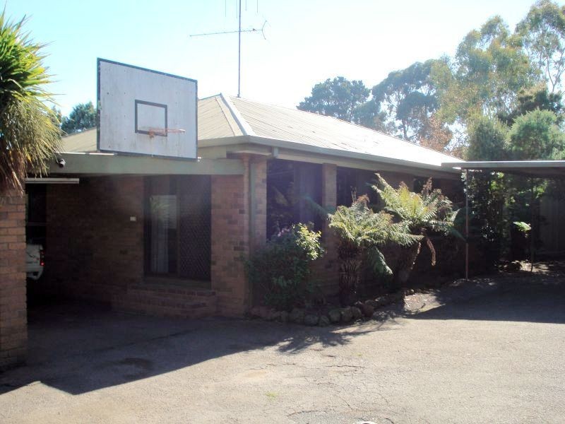 410-412 High Street, Learmonth VIC 3352