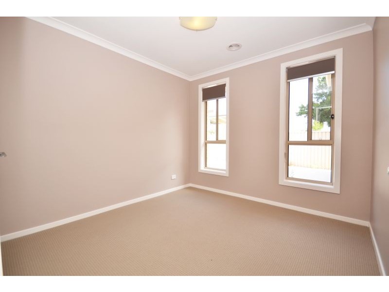 11a Lavinia Drive, Ballarat North VIC 3350