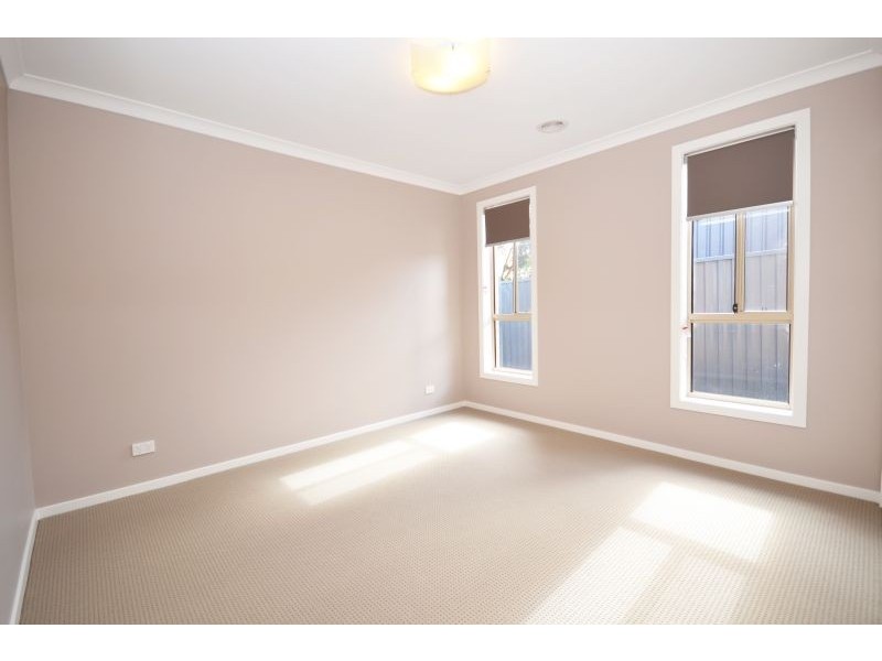 11a Lavinia Drive, Ballarat North VIC 3350