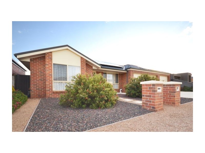 9 Nimble Drive, Delacombe VIC 3356