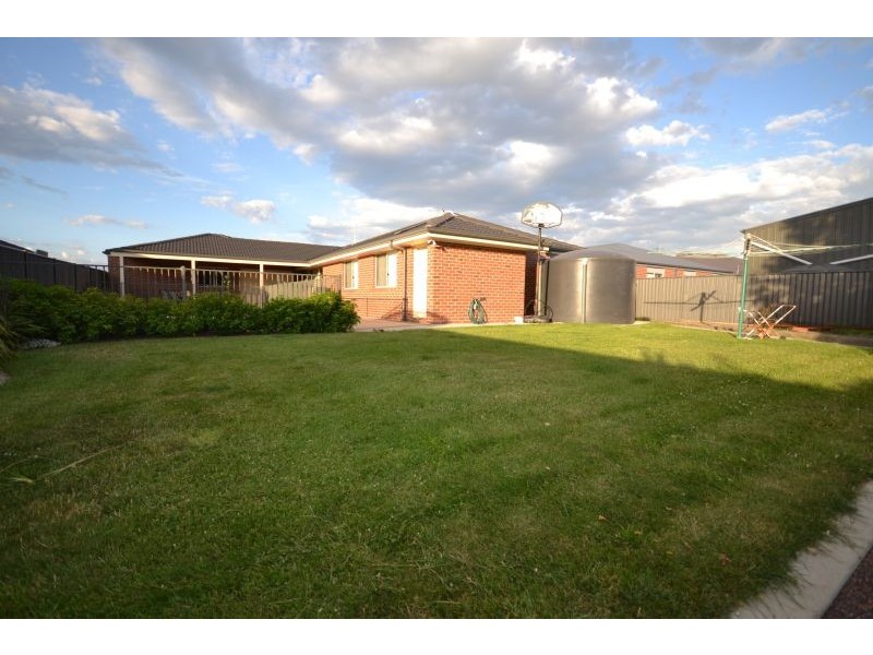 9 Nimble Drive, Delacombe VIC 3356