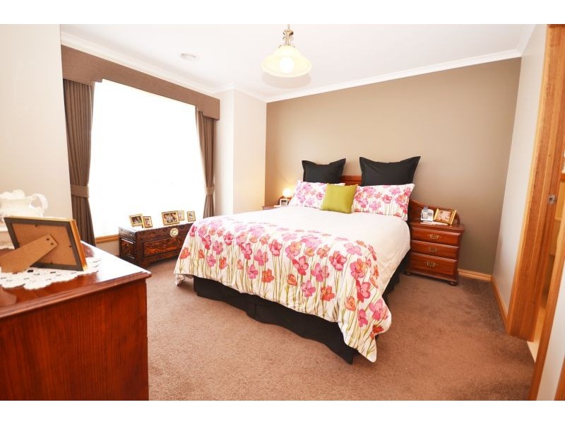 9 Nimble Drive, Delacombe VIC 3356