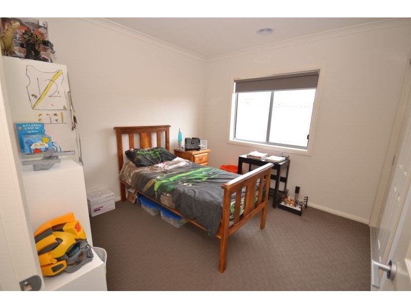 2 Bult Close, Miners Rest VIC 3352