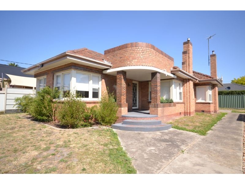 38 Corbett Street, Ballarat East VIC 3350