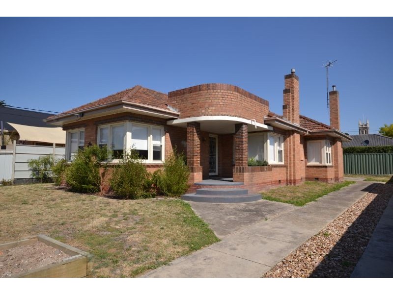 38 Corbett Street, Ballarat East VIC 3350