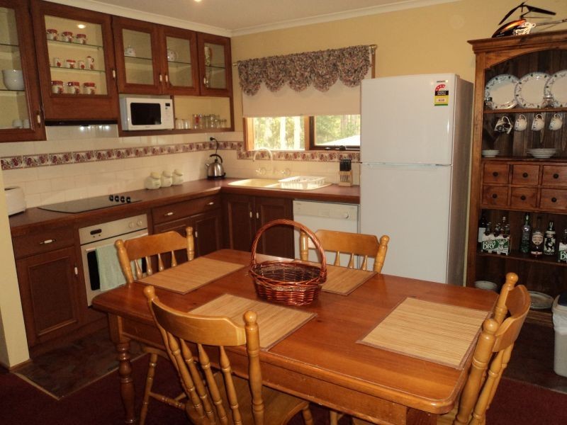 151 Grevillea Drive, Enfield VIC 3352