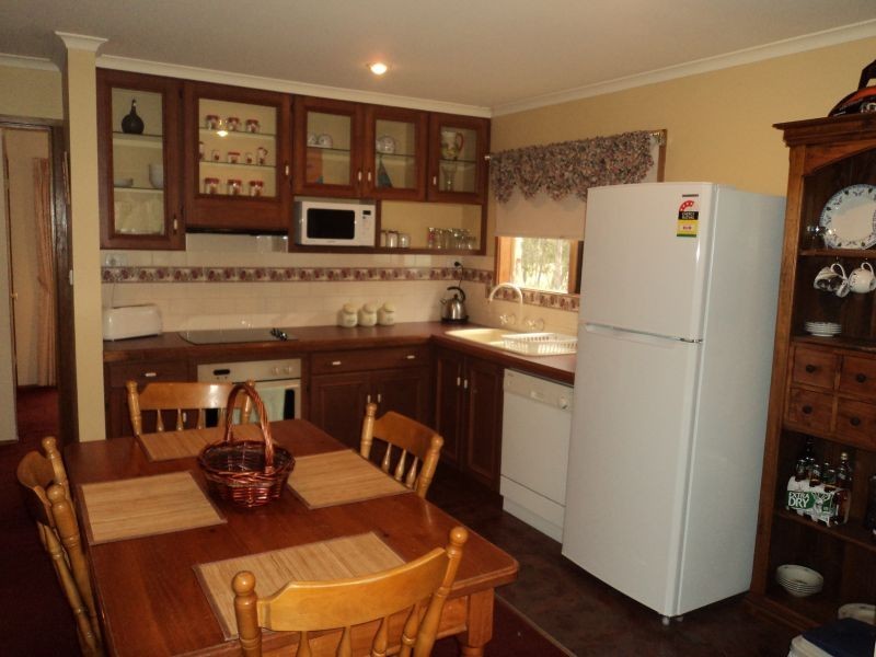 151 Grevillea Drive, Enfield VIC 3352