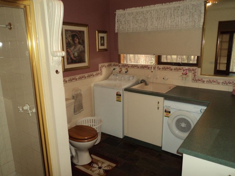 151 Grevillea Drive, Enfield VIC 3352