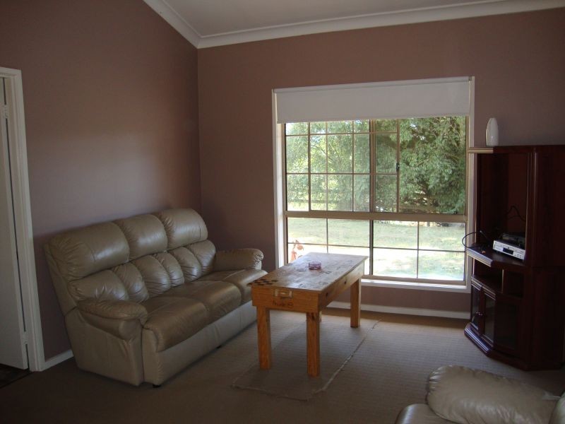 27 Haddon-Common Road, Haddon VIC 3351