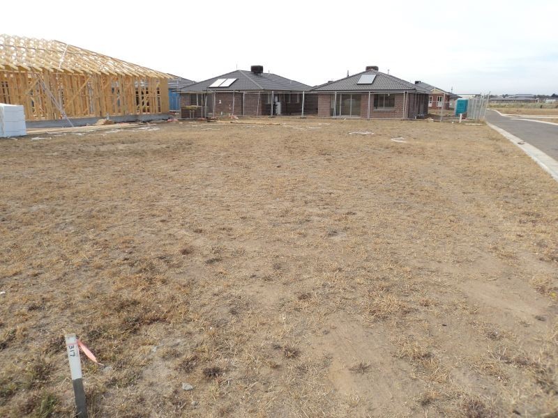 4 Lancaster Street, Alfredton VIC 3350