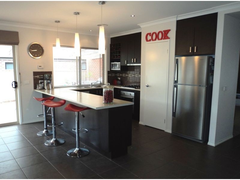 1 Canadian Crescent, Canadian VIC 3350