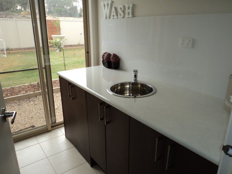 1 Canadian Crescent, Canadian VIC 3350