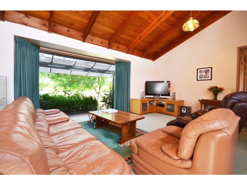 6 Gleno Court, Ballarat VIC 3350