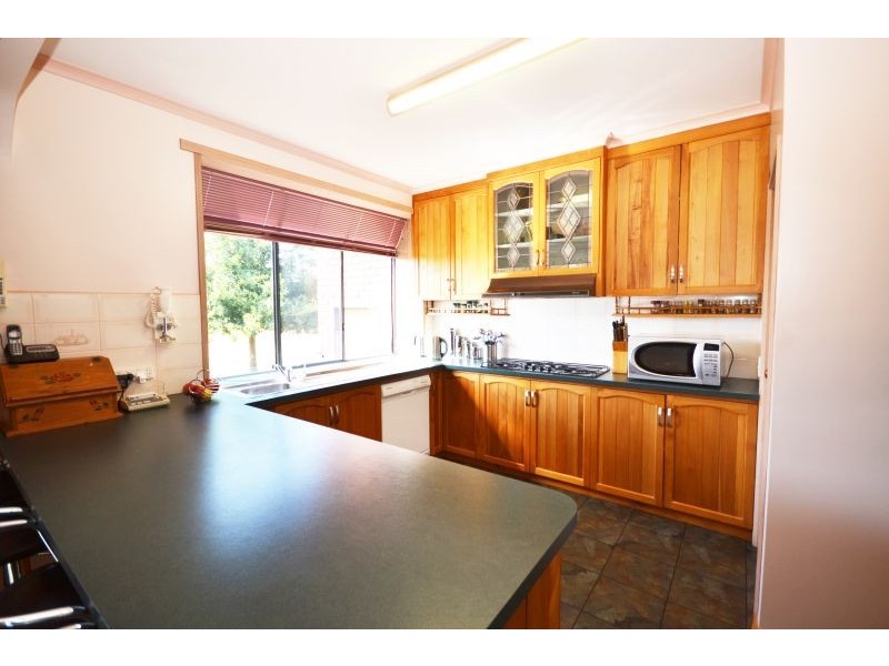 6 Gleno Court, Ballarat VIC 3350