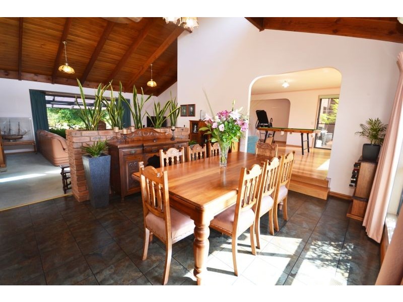 6 Gleno Court, Ballarat VIC 3350