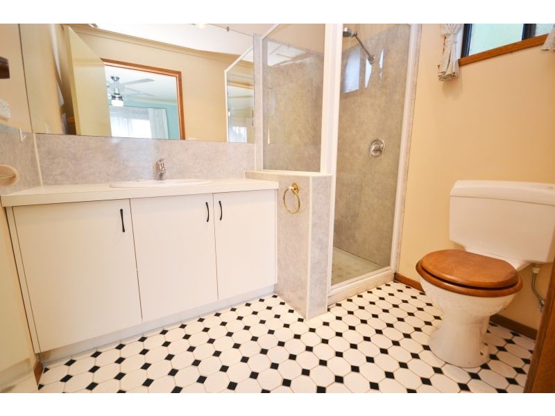 419 Forest Street, Wendouree VIC 3355