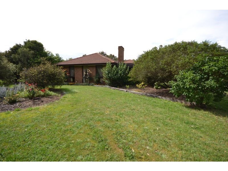 73 Sobeys Road, Napoleons VIC 3352