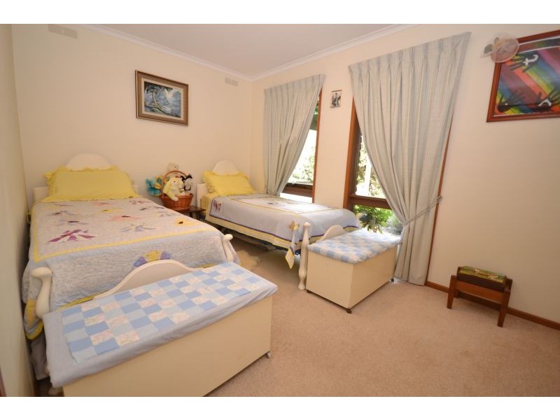 73 Sobeys Road, Napoleons VIC 3352