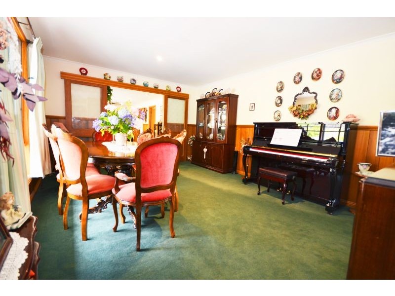 29 Stephen Street, Haddon VIC 3351