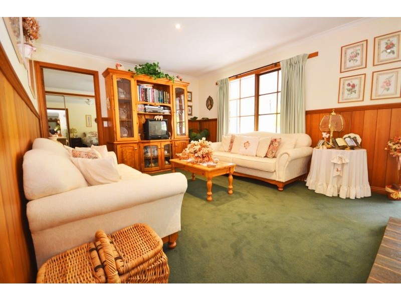 29 Stephen Street, Haddon VIC 3351