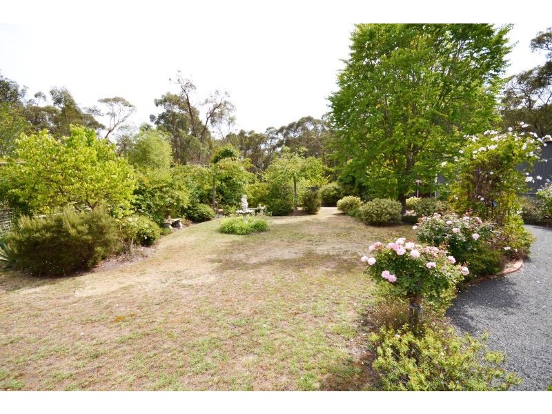 29 Stephen Street, Haddon VIC 3351