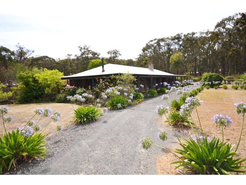 29 Stephen Street, Haddon VIC 3351