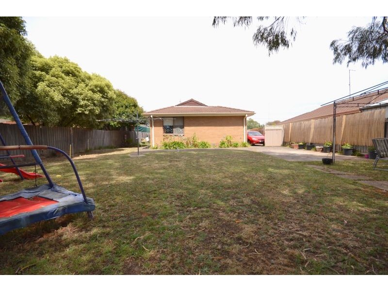 29 McNulty Drive, Wendouree VIC 3355