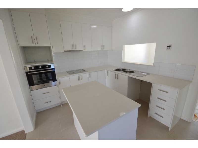 14 Huntington Street, Wendouree VIC 3355