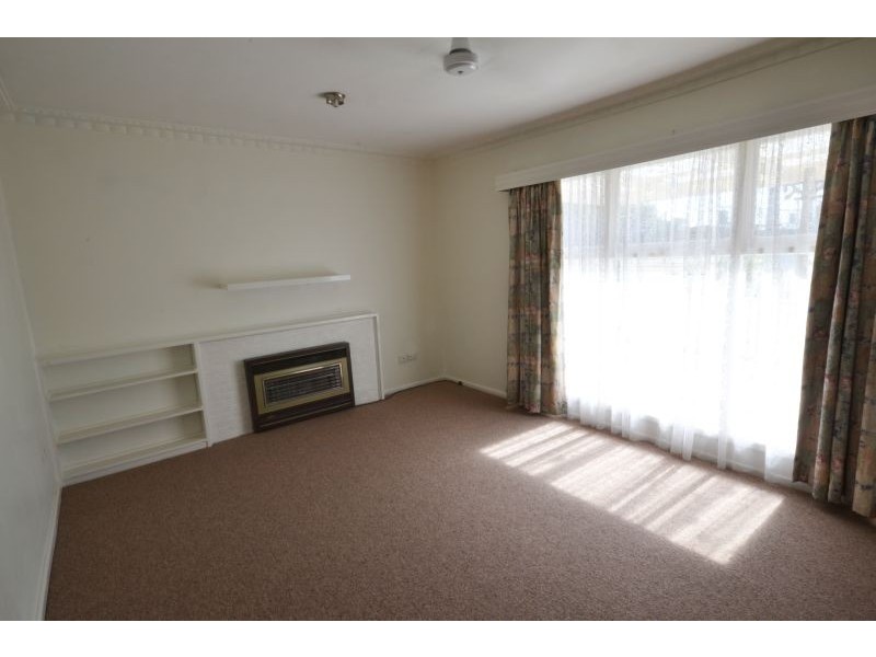 14 Huntington Street, Wendouree VIC 3355