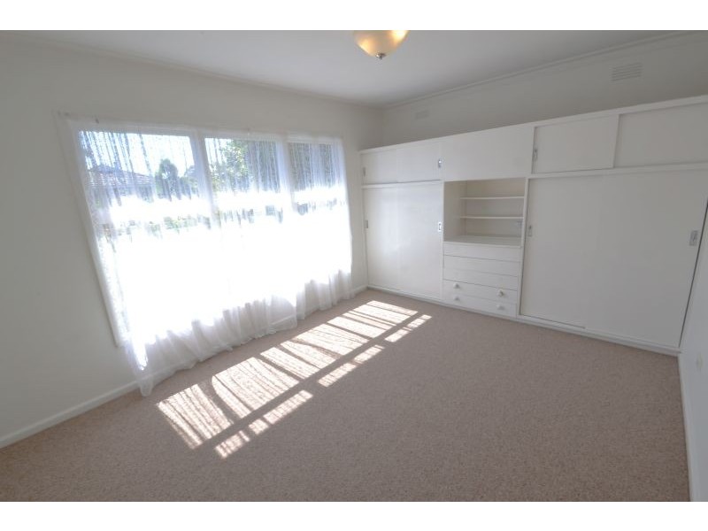 14 Huntington Street, Wendouree VIC 3355