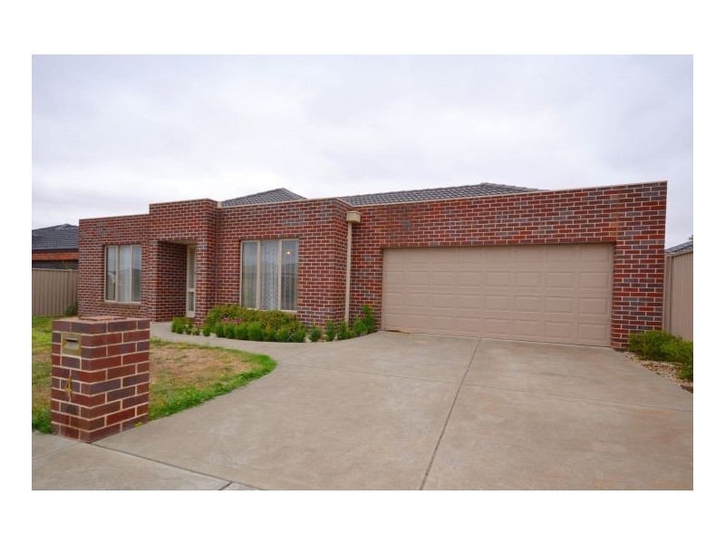 4 Josephine Way, Sebastopol VIC 3356