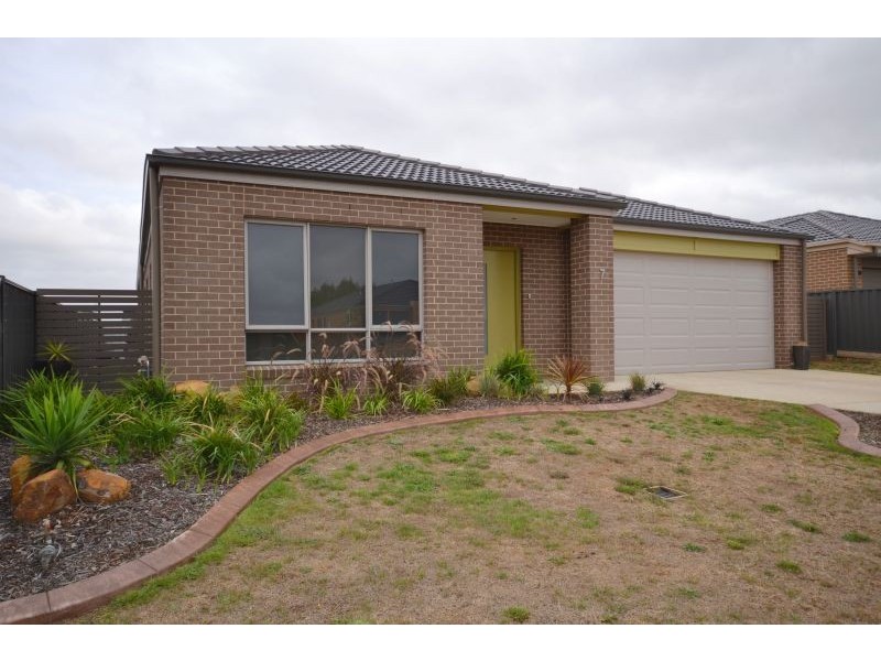 7 Holstein Close, Delacombe VIC 3356