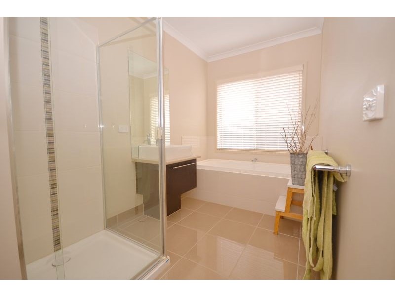 7 Holstein Close, Delacombe VIC 3356