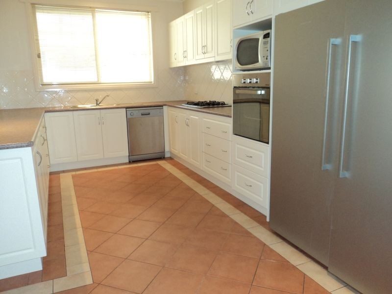 18 Argyle Crescent, Alfredton VIC 3350