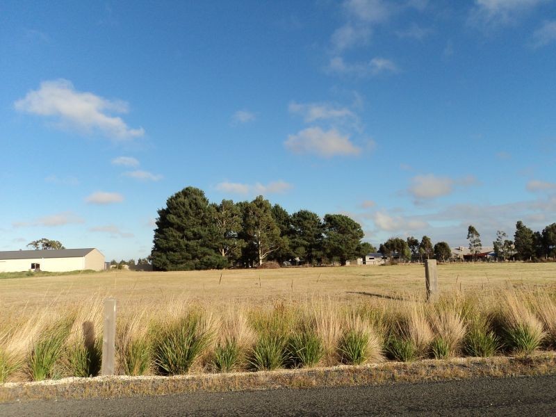 43 Ibis Gardens Court, Cardigan VIC 3352