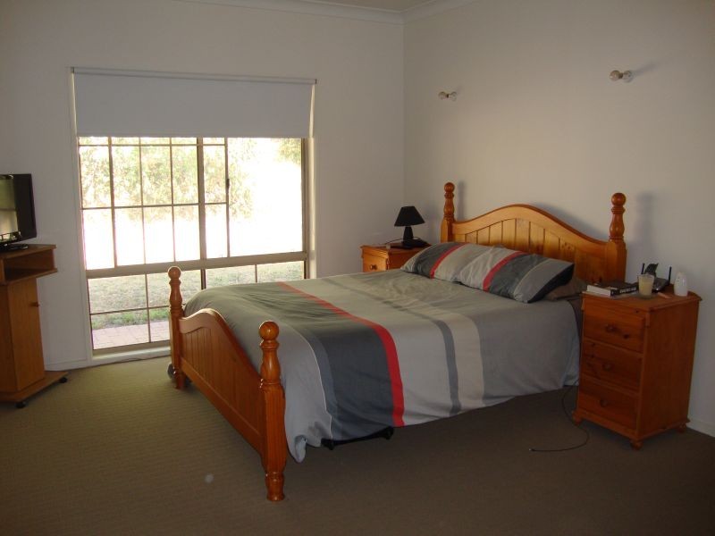 27 Haddon-Common Road, Smythes Creek VIC 3351