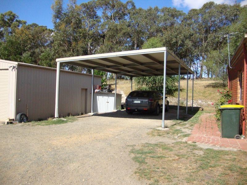 27 Haddon-Common Road, Smythes Creek VIC 3351