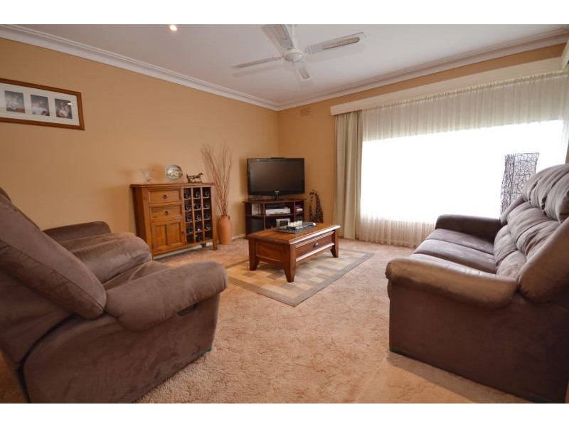 12 Lonsdale Street, Redan VIC 3350