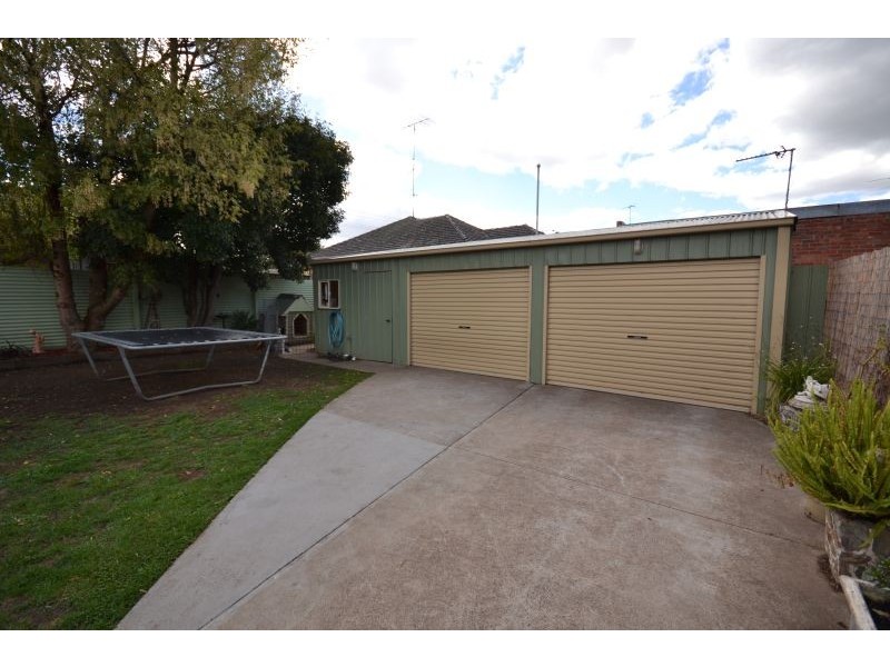 12 Lonsdale Street, Redan VIC 3350