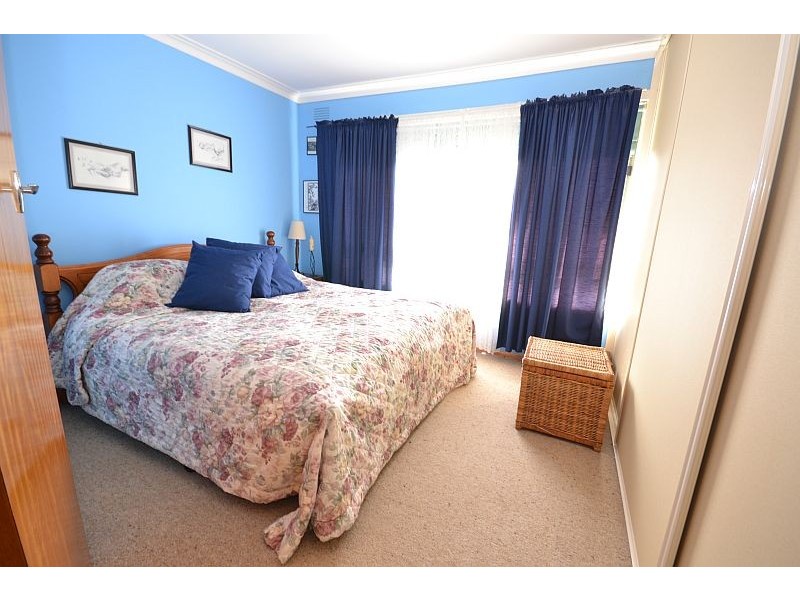 28 Stamford Street, Wendouree VIC 3355