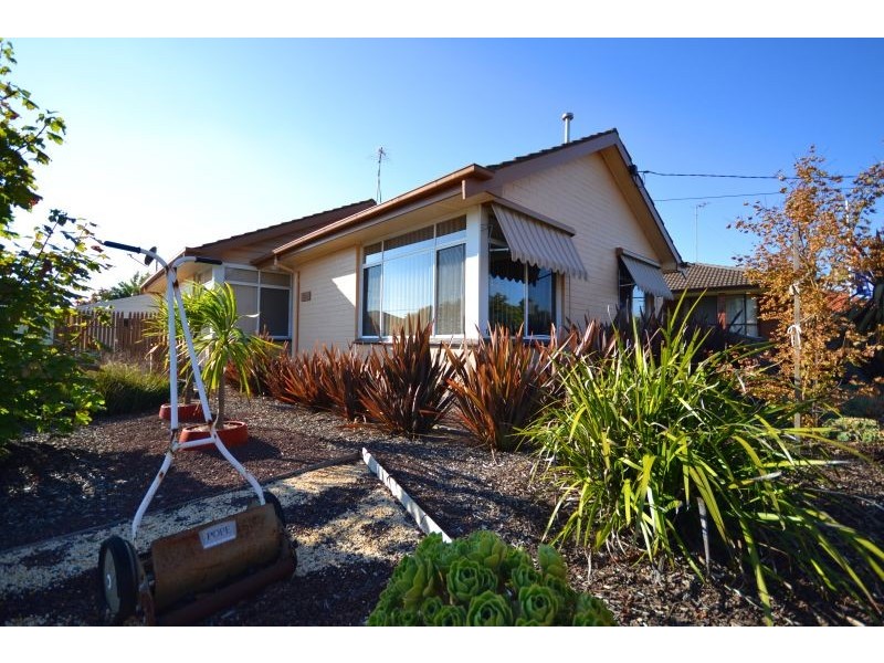 372 Forest Street, Wendouree VIC 3355