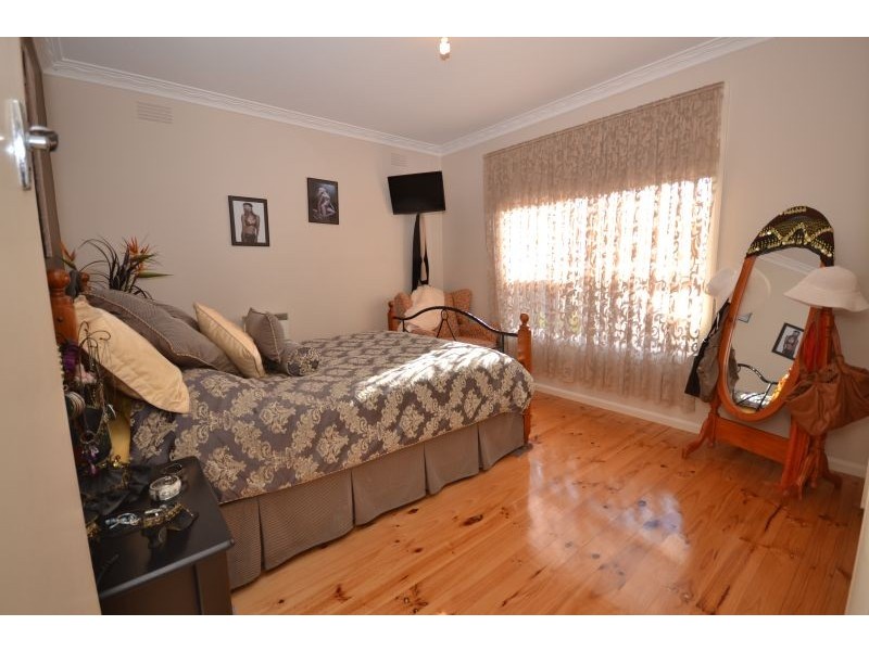 372 Forest Street, Wendouree VIC 3355