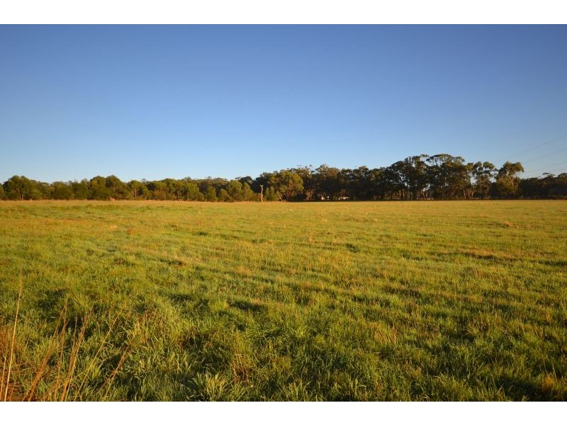188 Pound Creek Road, Navigators VIC 3352
