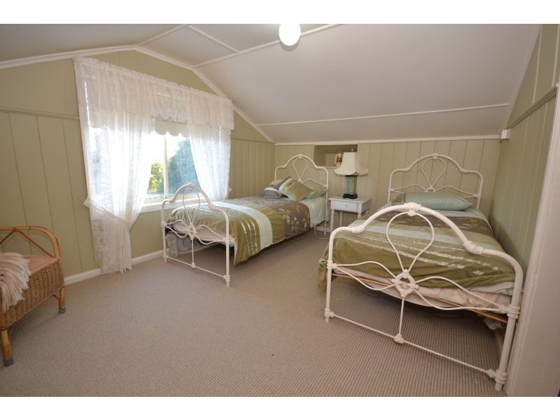 188 Pound Creek Road, Navigators VIC 3352