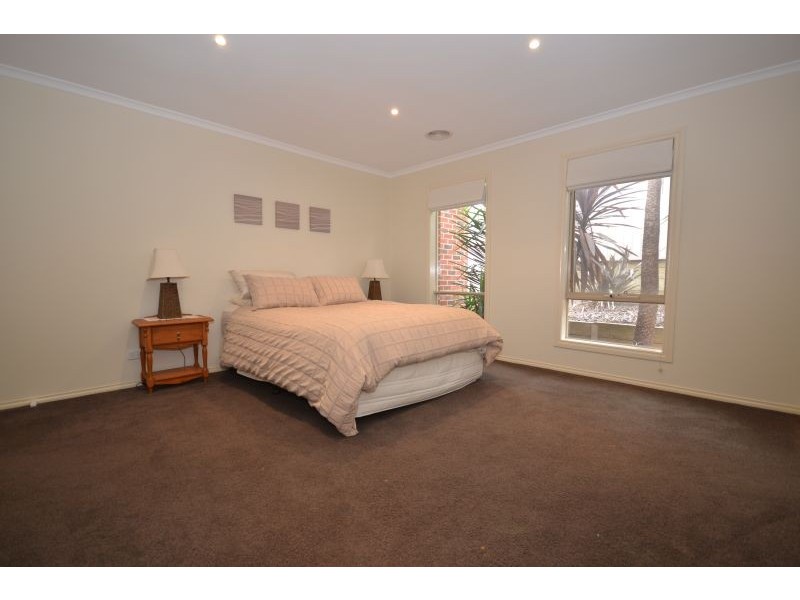 7 Petian Court, Ballarat North VIC 3350